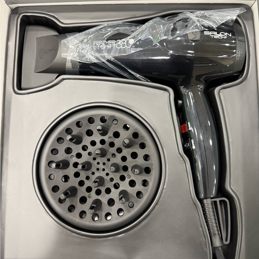 NWT SalonTech Feather Light 380 Hair Dryer - Black